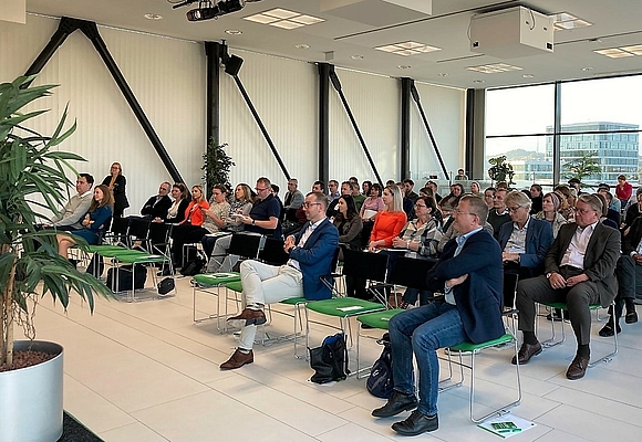 Das Publikum der Präsentation der Resilienzstudie im WIFI ©Business Upper Austria