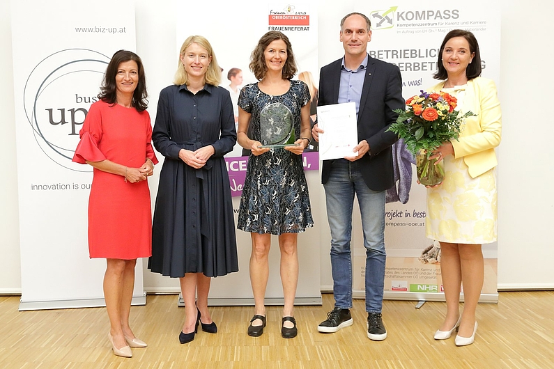Frauenförderpreis Gewinner Sonderpreis MINT – Linz Center of Mechatronics GmbH  © Land OÖ/Grilnberger